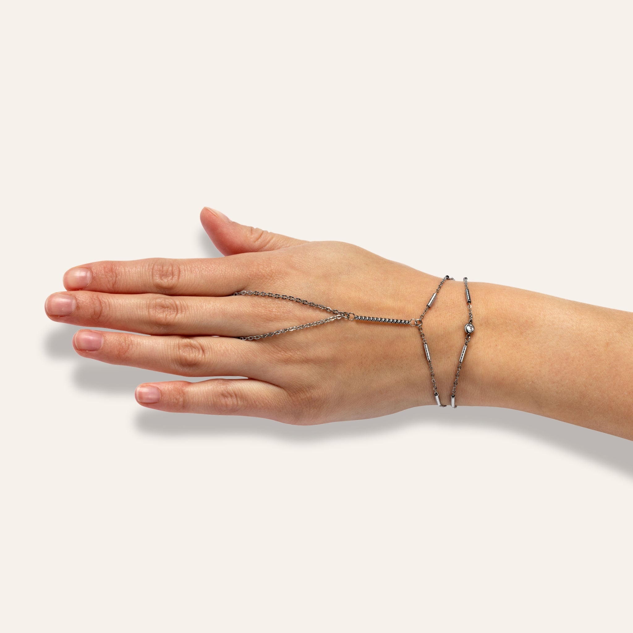 Steel hand chain armband