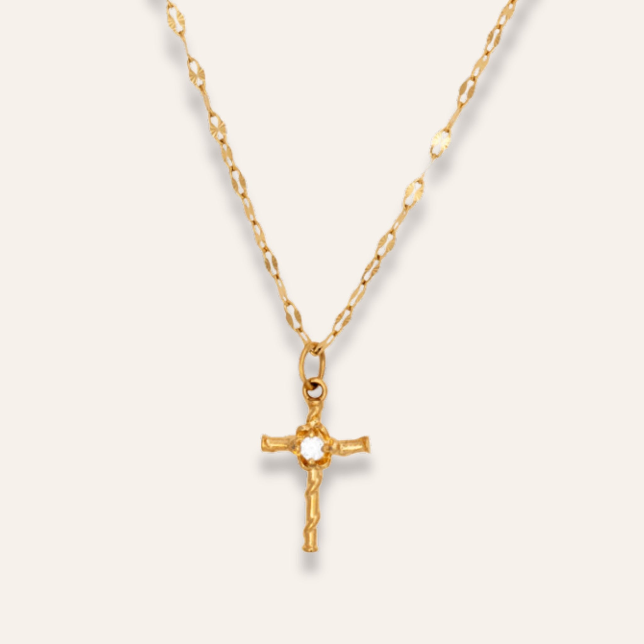 Presentbox - Golden cross with zircon