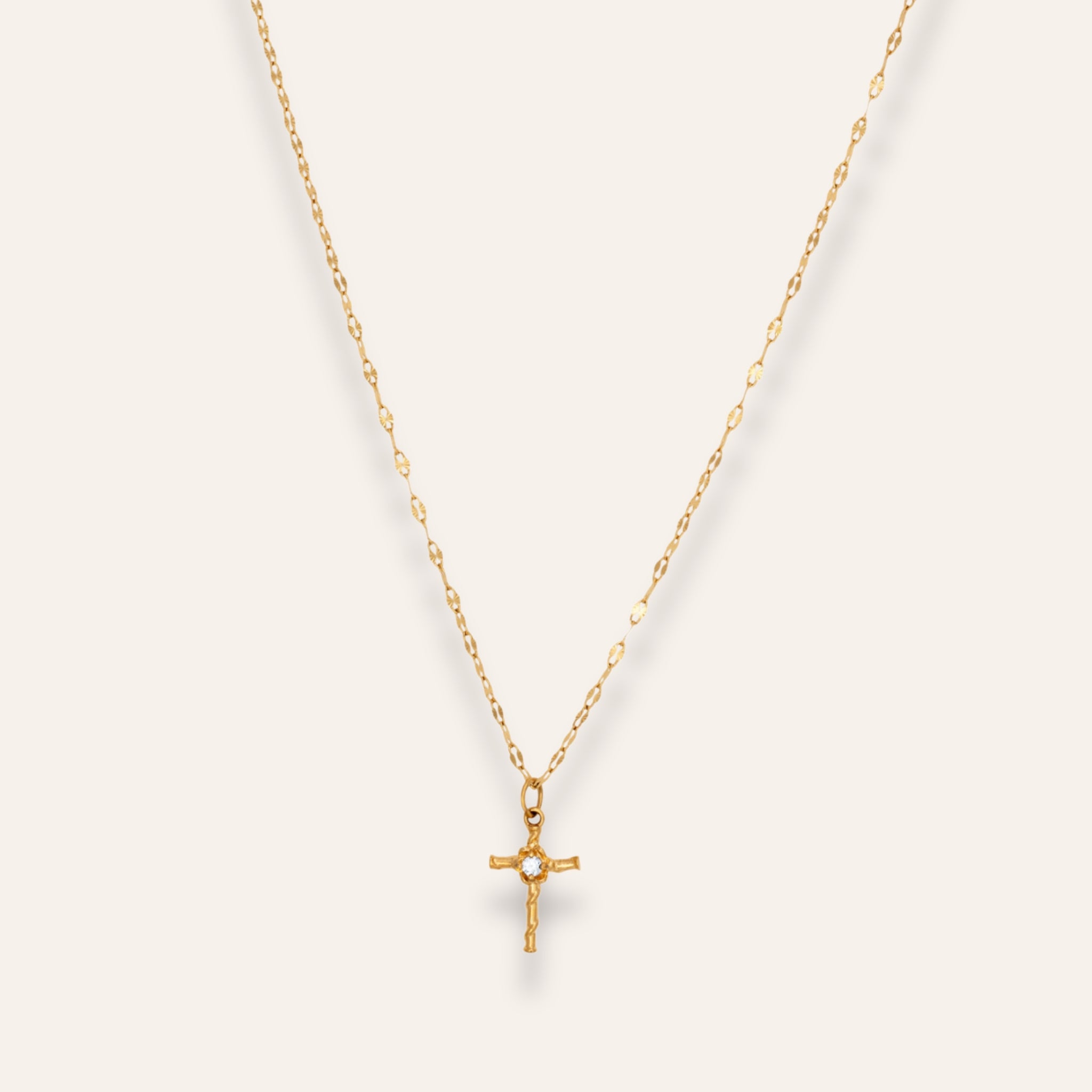 Presentbox - Golden cross with zircon