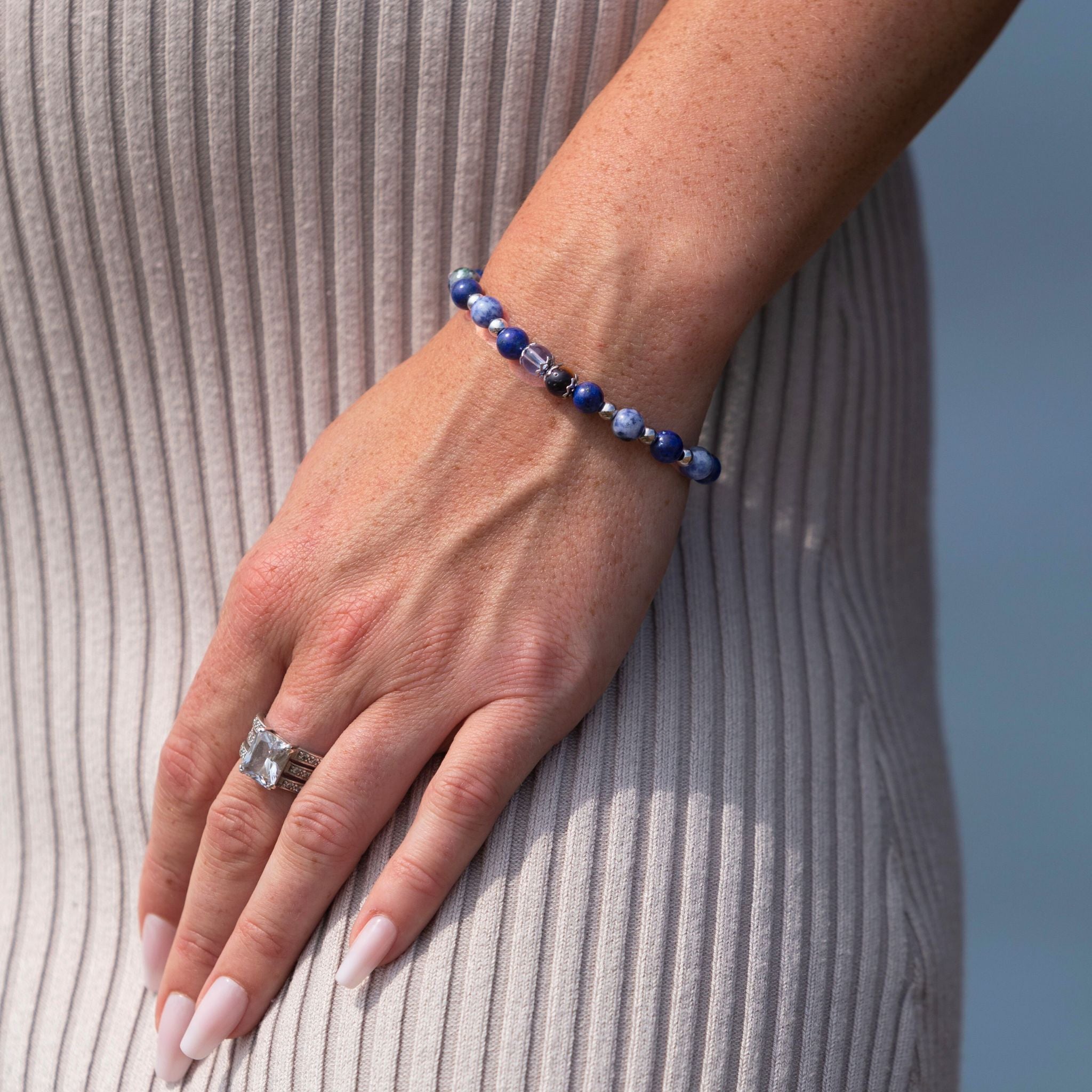 Save the ocean armband - blått med silvriga stålkulor