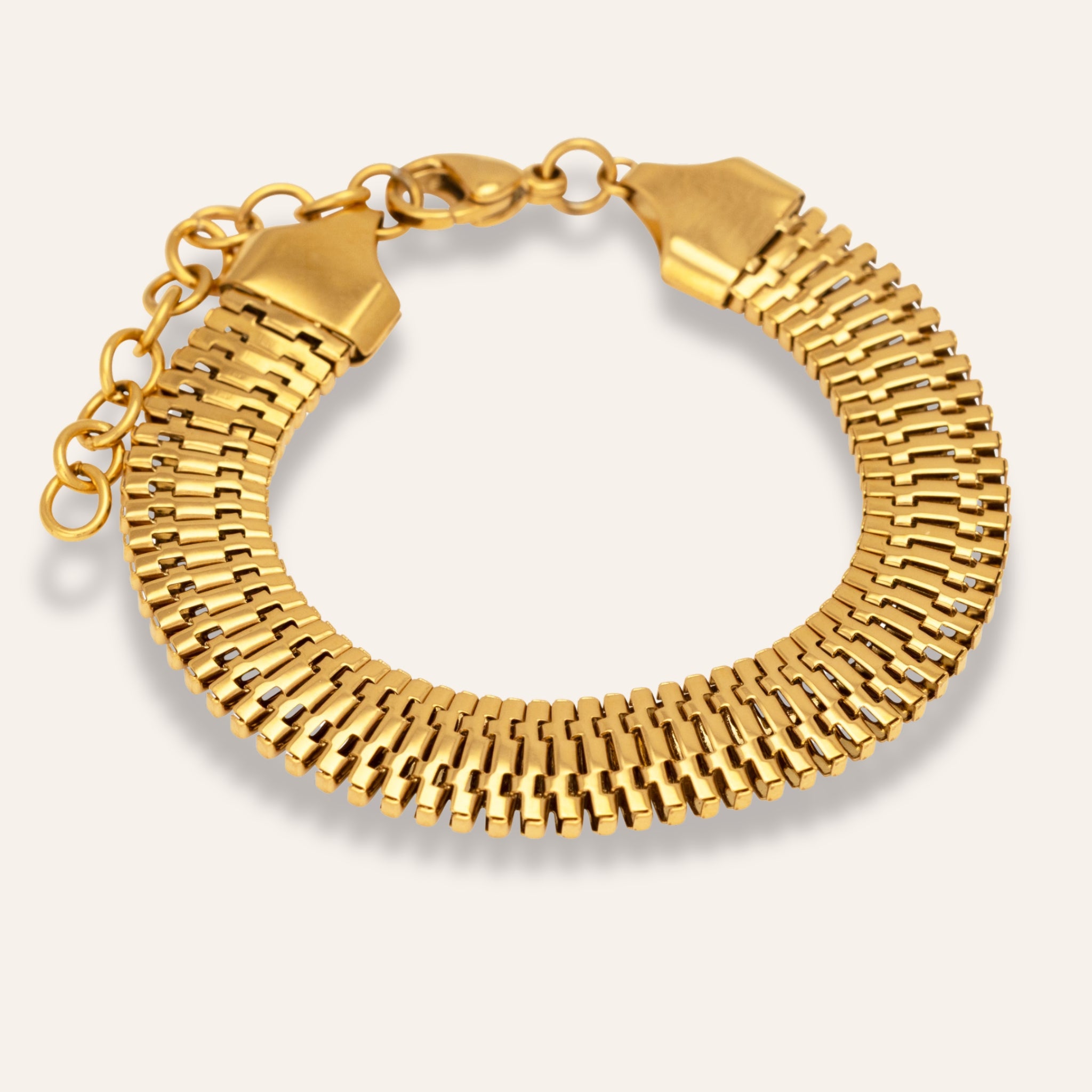 Golden chunky link armband