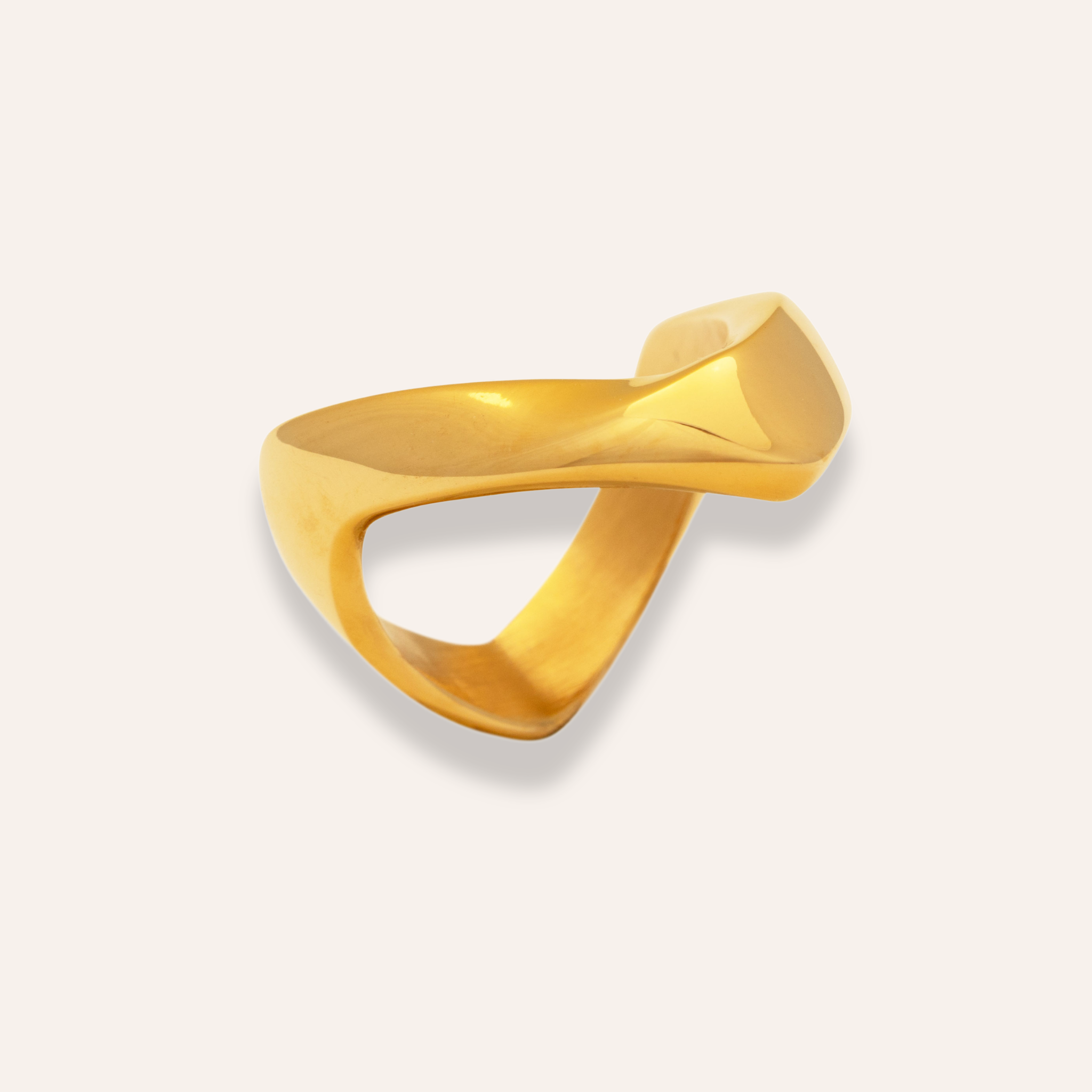 Ring v-shape