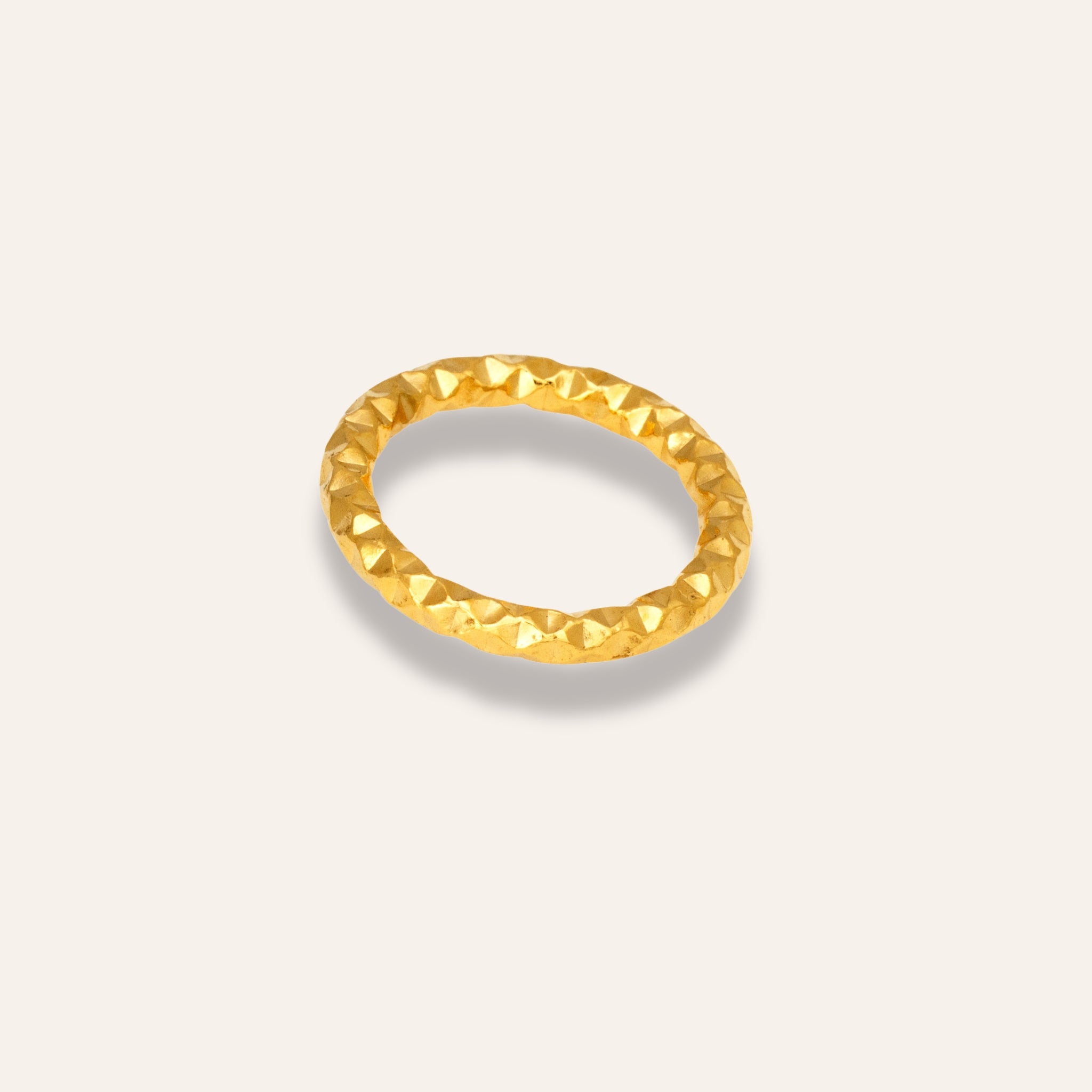 Ring golden thin line