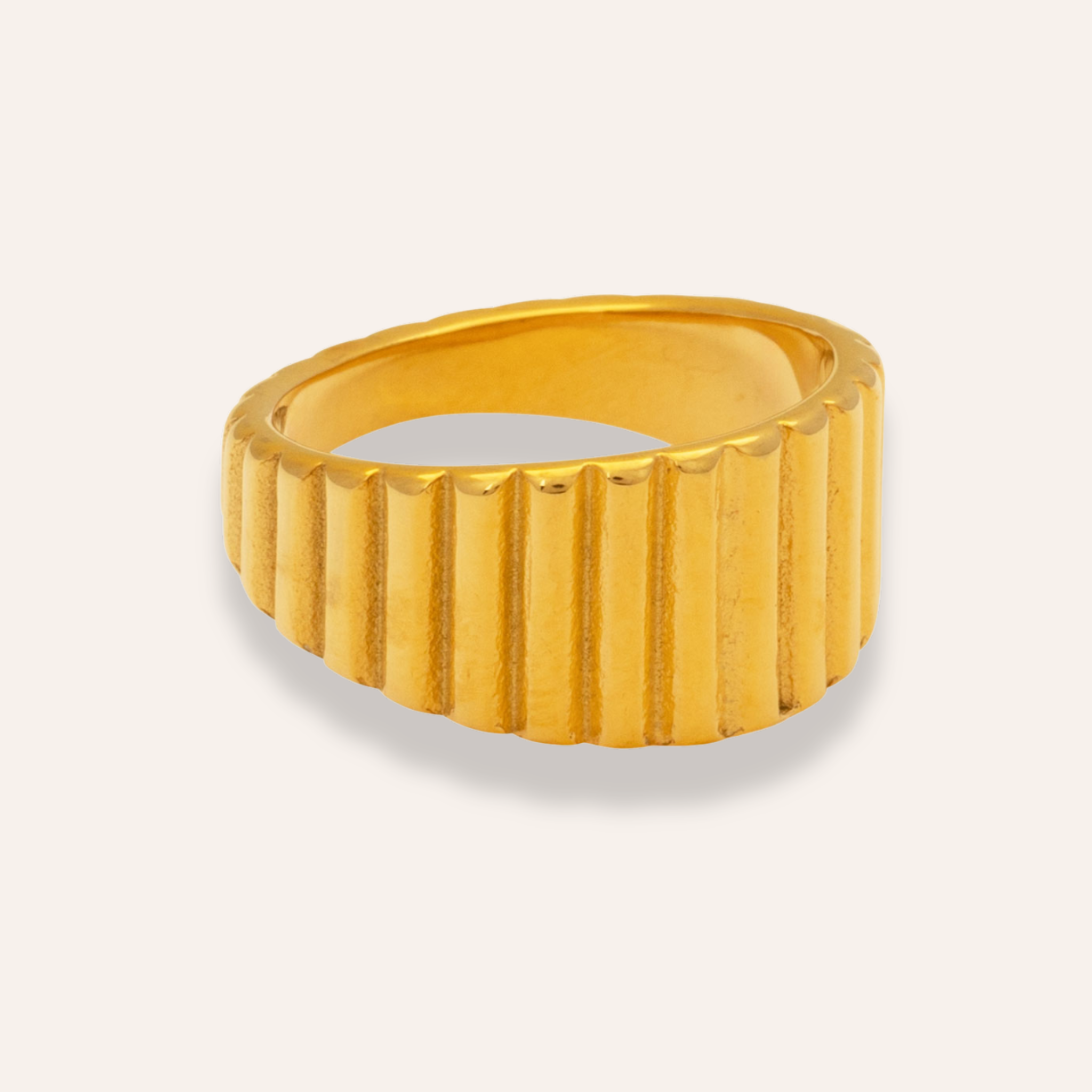 Ribbed golden ring